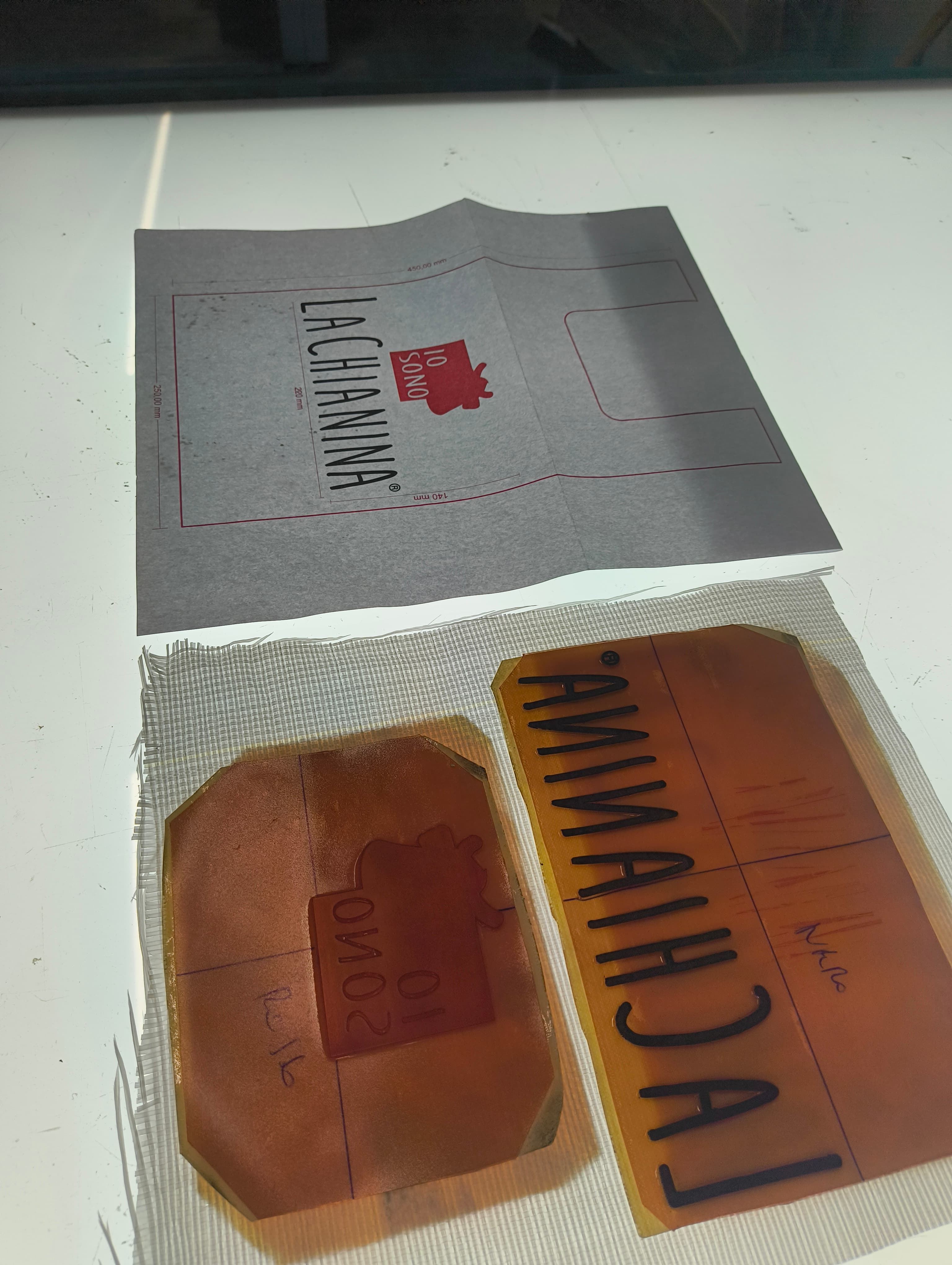 Matrice per impianto stampa realizzata da Raf Plastic Group, con il logo del cliente inciso a specchio